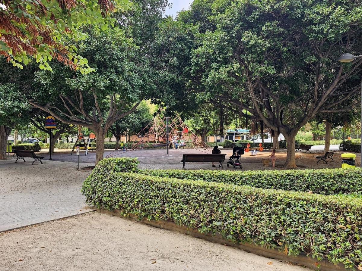 Apartamentos Las Ciencias A Valencia Exteriör bild